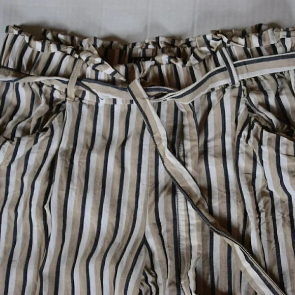Striped Pants with Tie up  Waist - Picture 2 of 9
